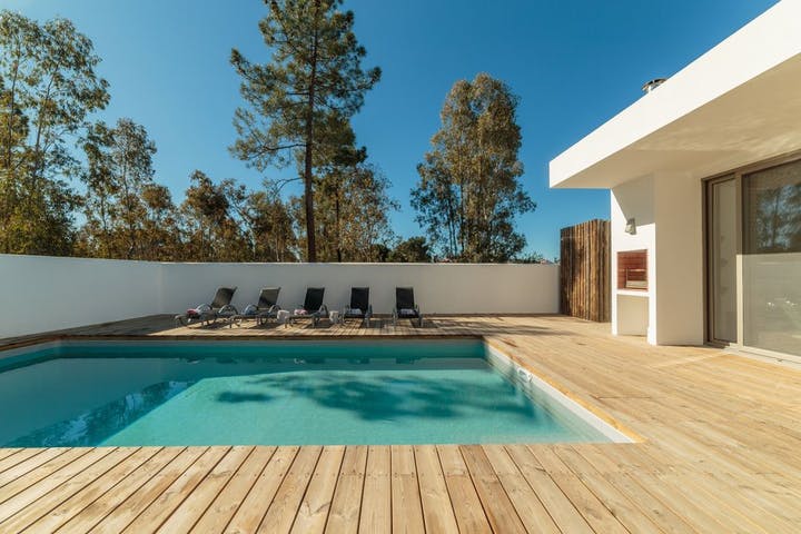 7d970b84-c5db-4d03-9a0b-4b37d24246df_impots-piscine